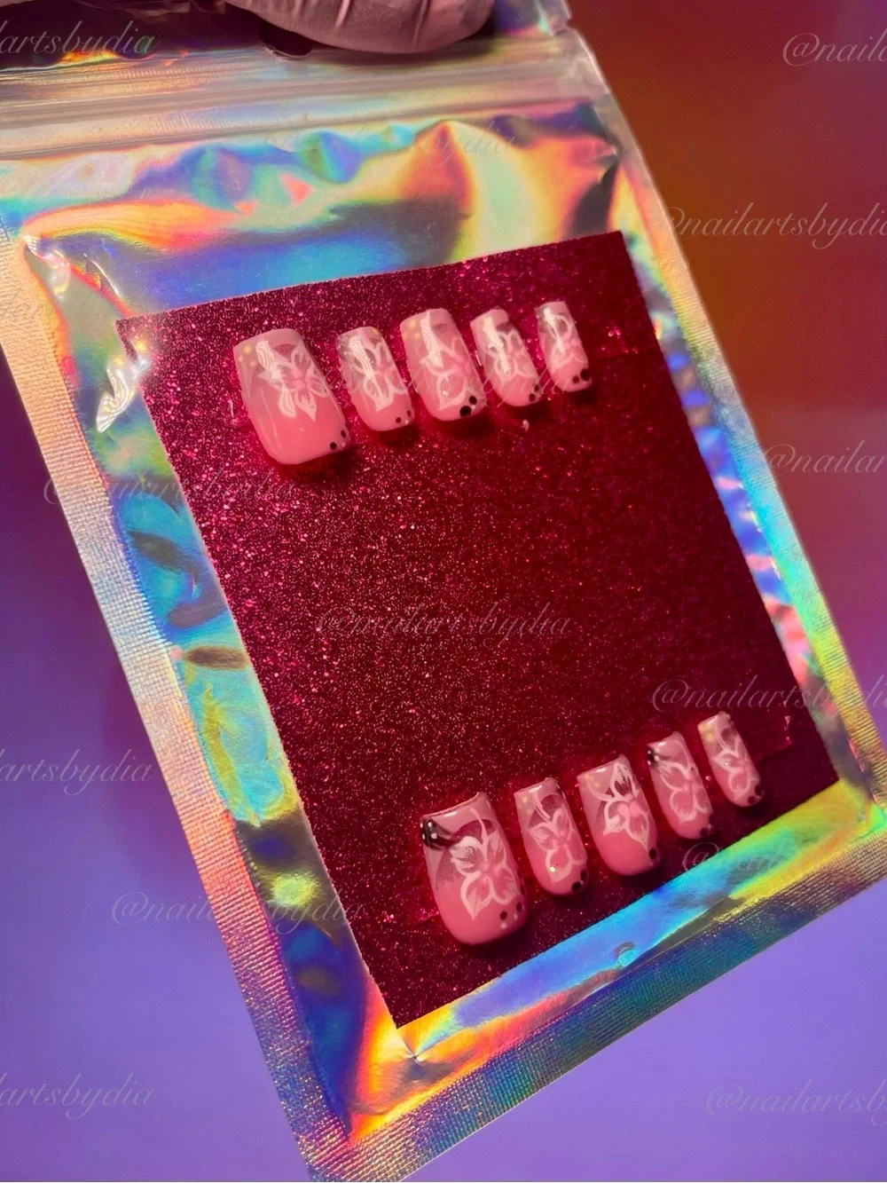 Pink Floral Press-On Nails - Acrylic Press-On Nails